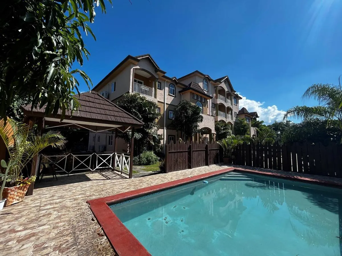 2 Bedroom Condo; Pool And Patio Kingston